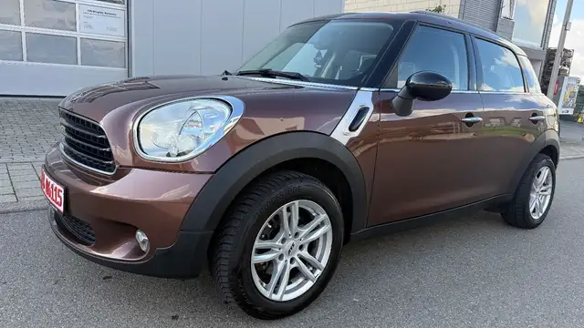 MINI One Countryman 1.6 AUTOMATIK TÜV,LEDER,EURO6,PDC