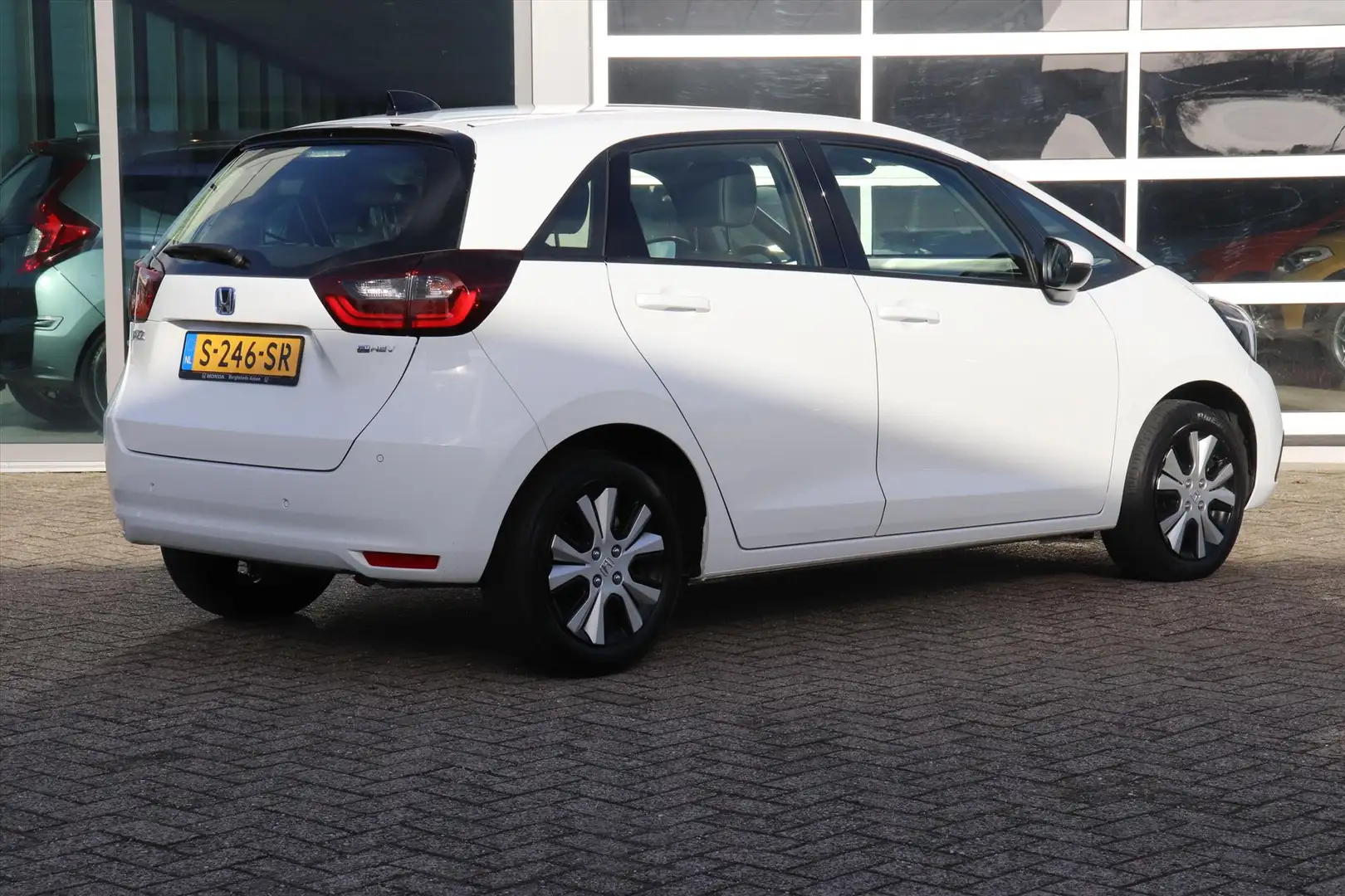 Honda Jazz 1.5 Full Hybrid Elegance. rijklaar Wit - 2