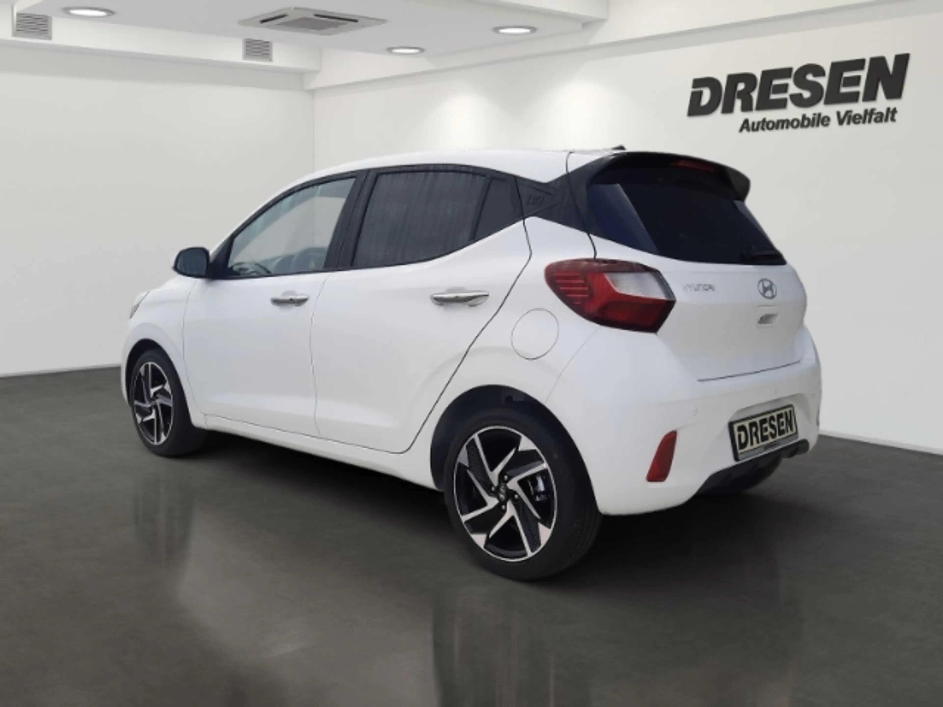 Hyundai i10 MY25 1.2 Prime Keyless Go 16'' NAVI Klima SHZ Kame — photo 4