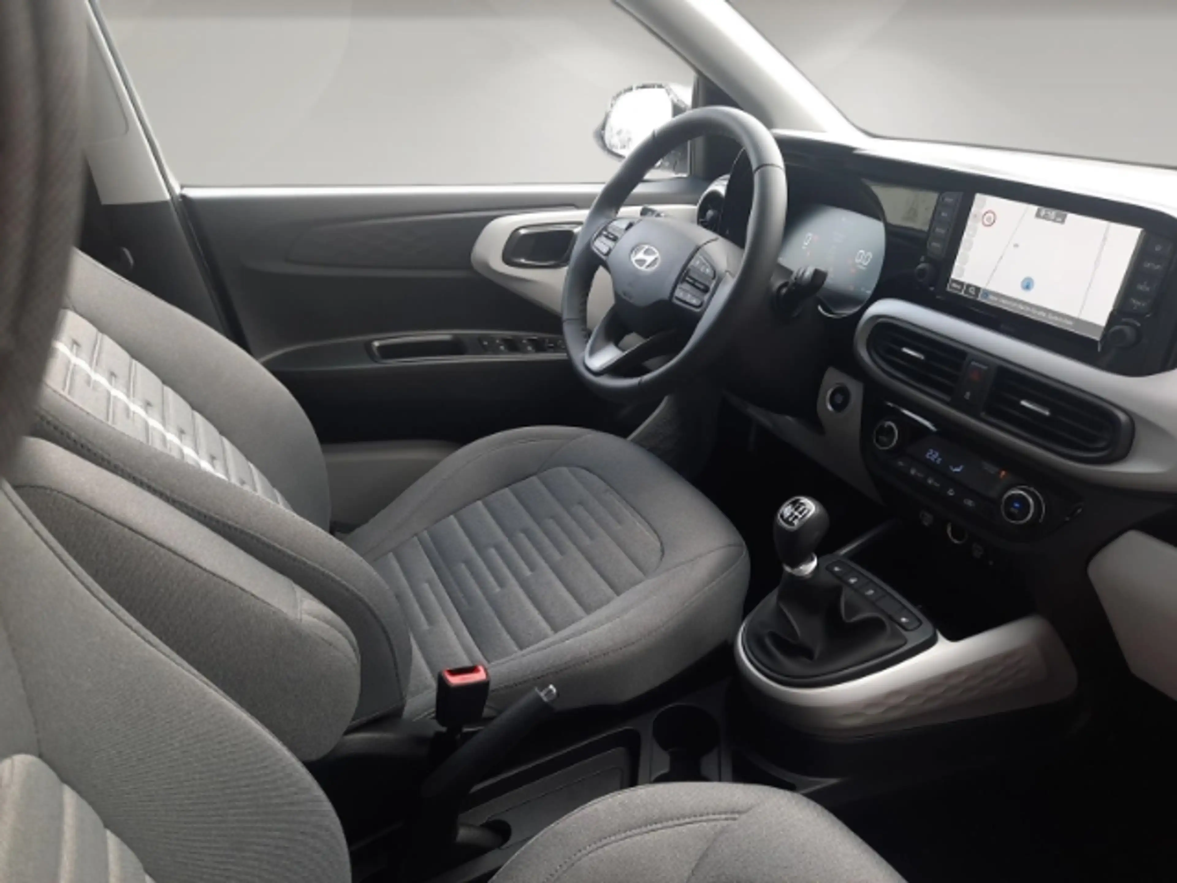 Hyundai i10 MY25 1.2 Prime Keyless Go 16'' NAVI Klima SHZ Kame — photo 14