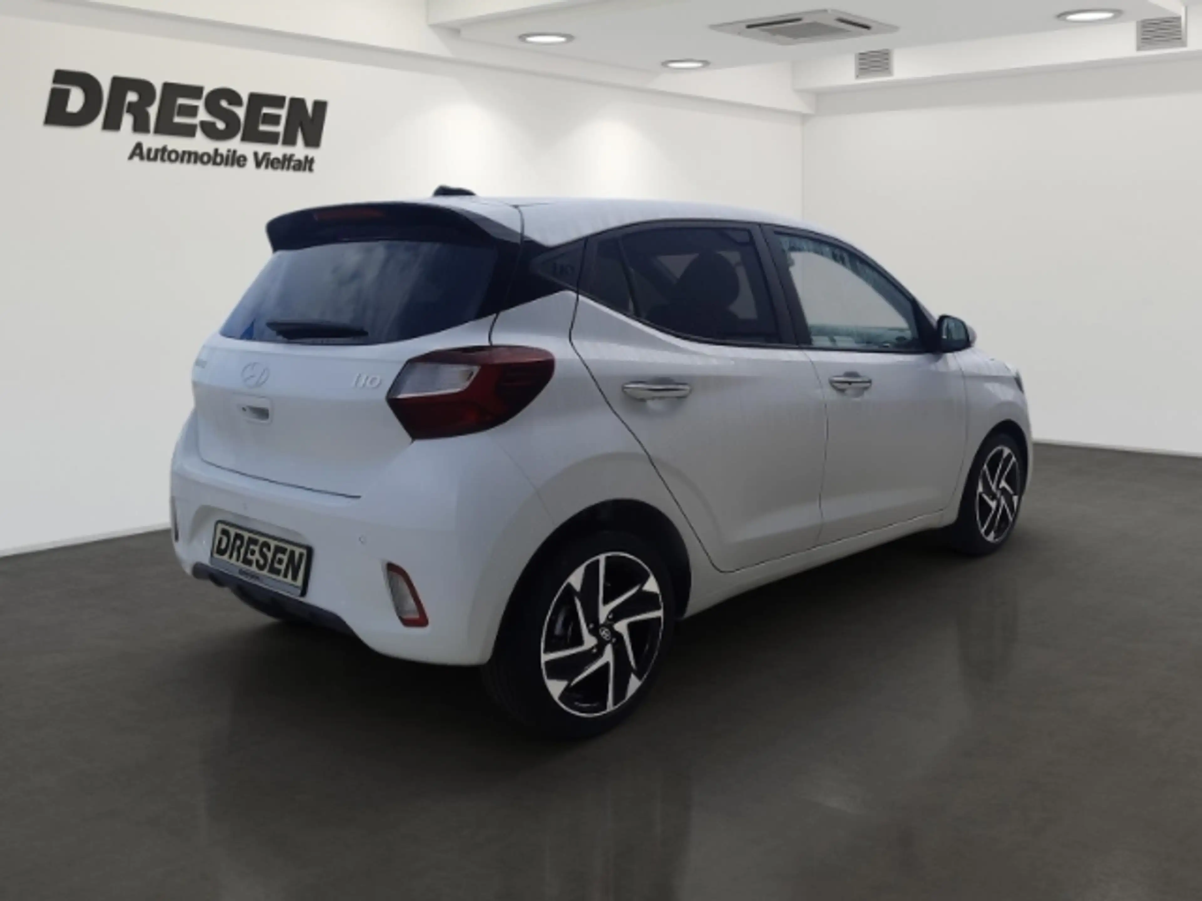 Hyundai i10 MY25 1.2 Prime Keyless Go 16'' NAVI Klima SHZ Kame — photo 3