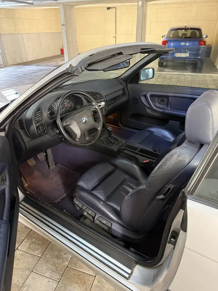 BMW 318i, foto 6