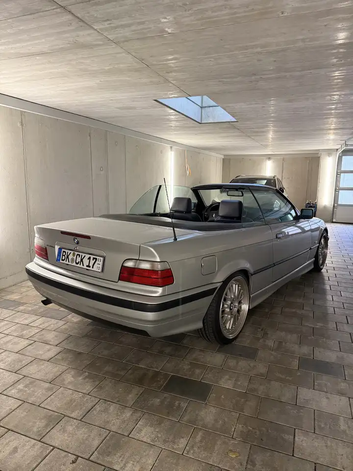 BMW 318i, foto 3