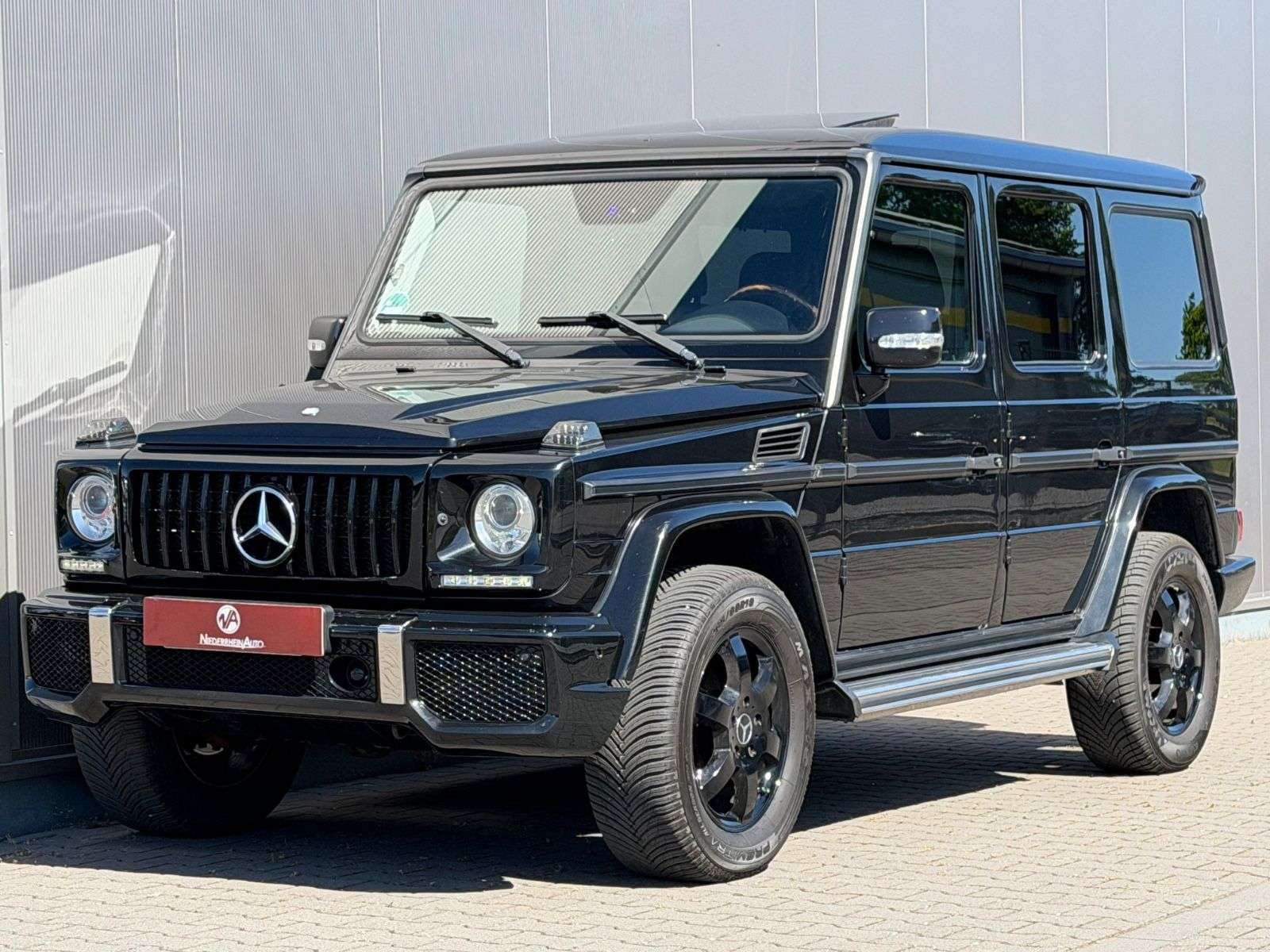 Mercedes-Benz G 320