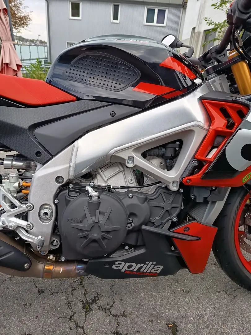 Aprilia Tuono Factory V4 1100 + Tüv neu + MIA Negro - 2