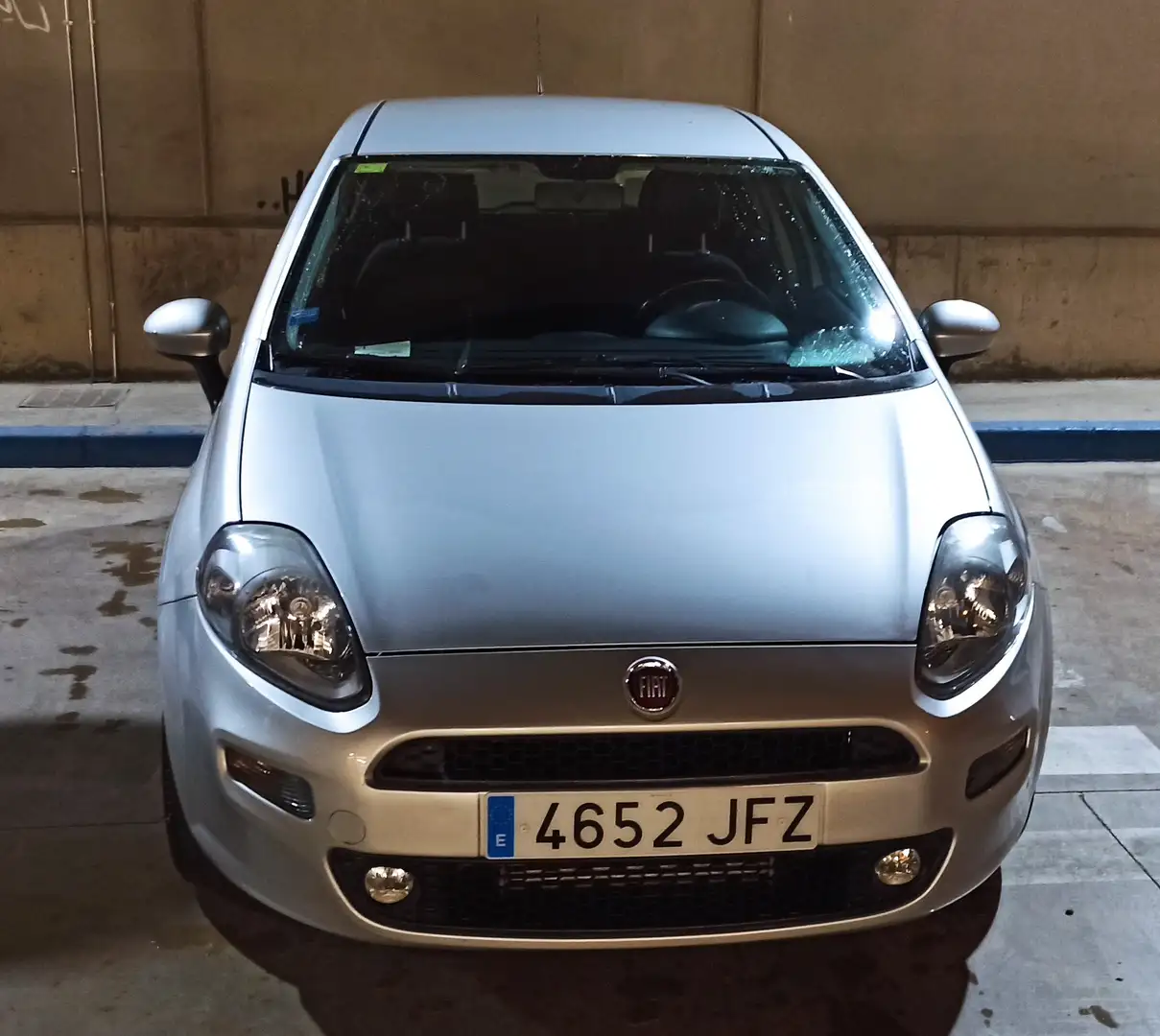 Fiat Punto Punto 1.3Mjt Easy E5+ Easy Plateado - 1