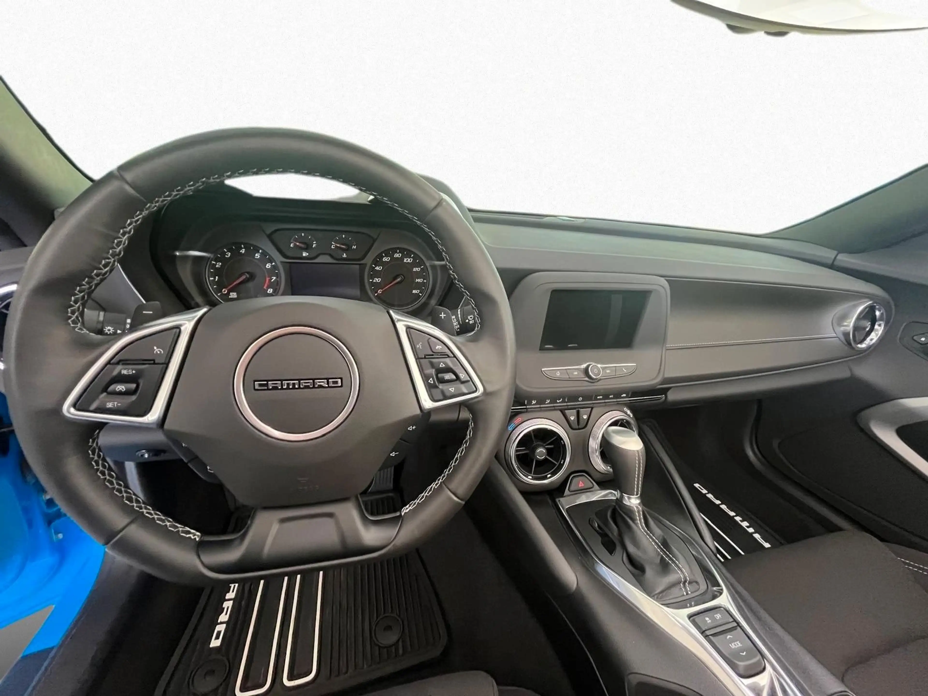 Chevrolet Camaro — photo 12