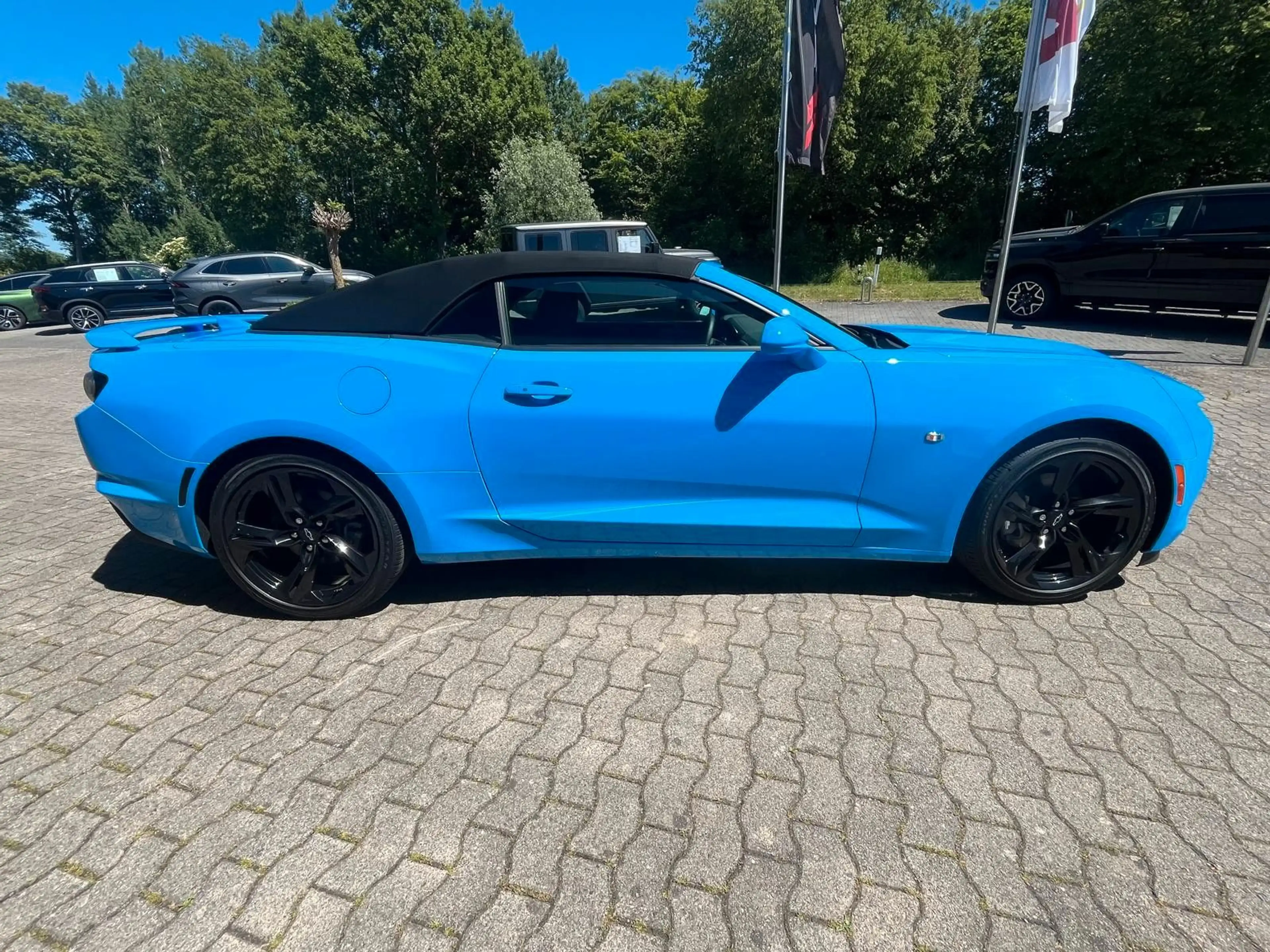 Chevrolet Camaro — photo 7