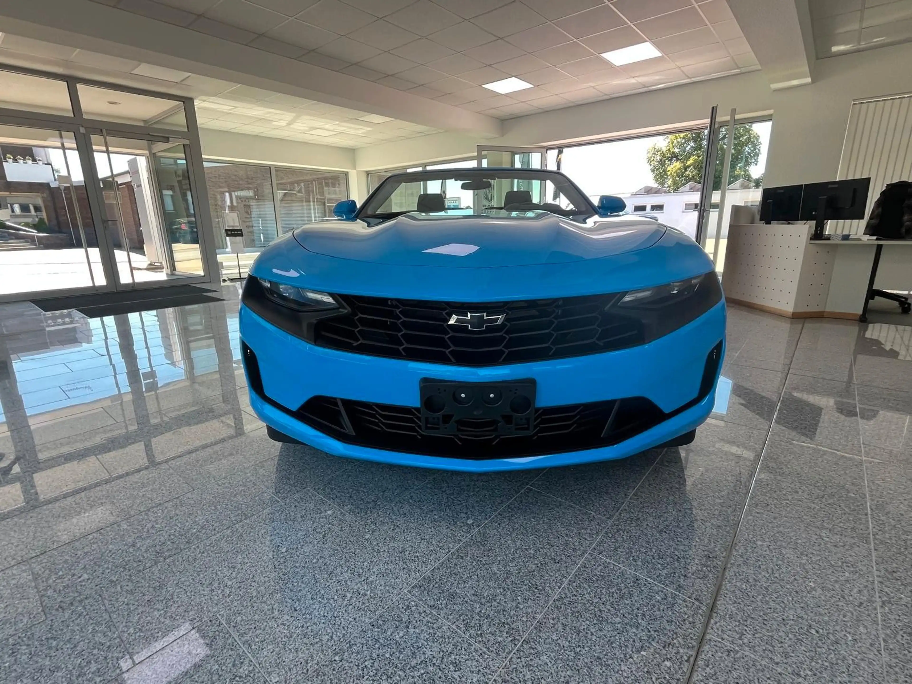 Chevrolet Camaro — photo 6