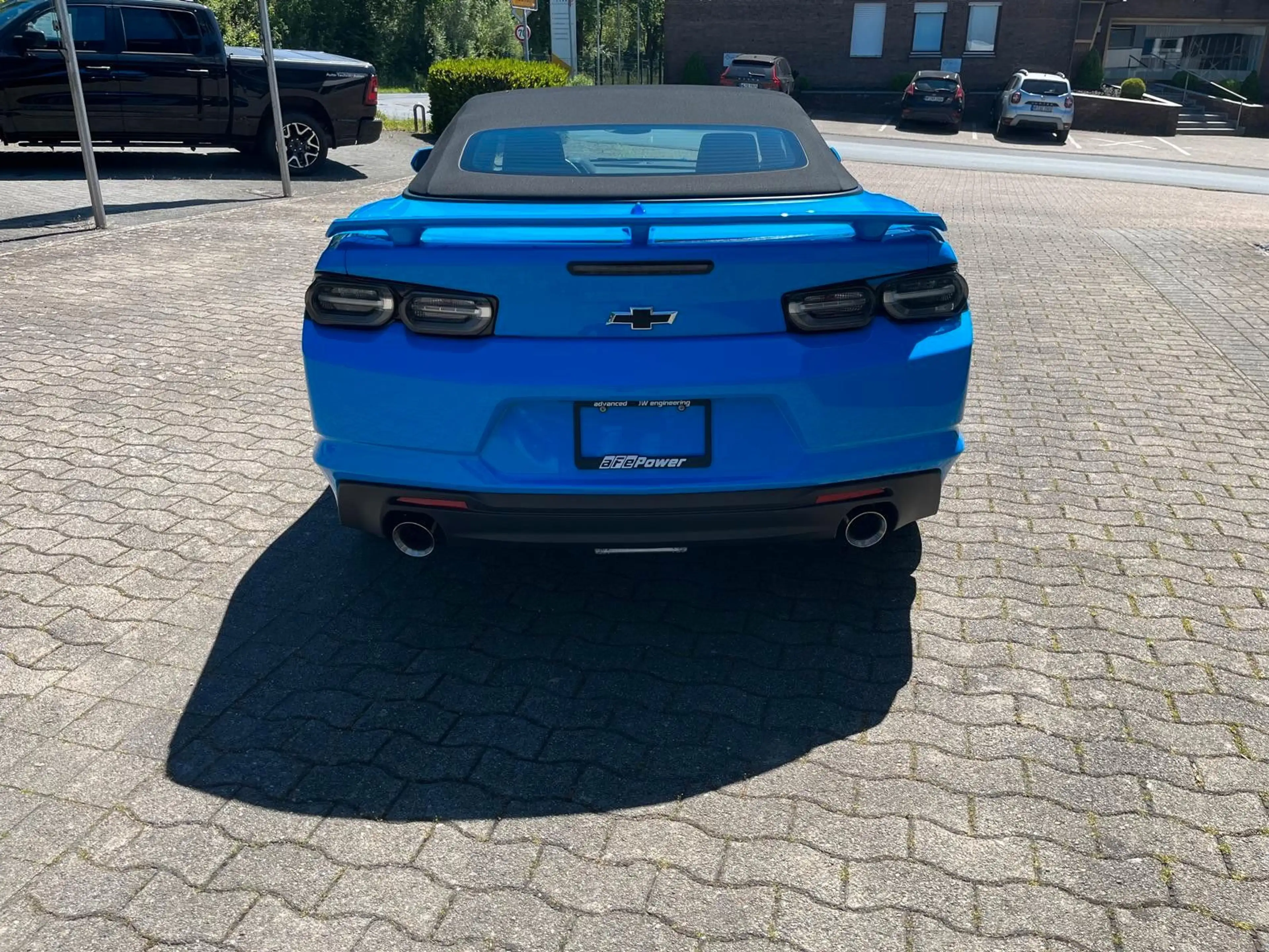 Chevrolet Camaro — photo 8