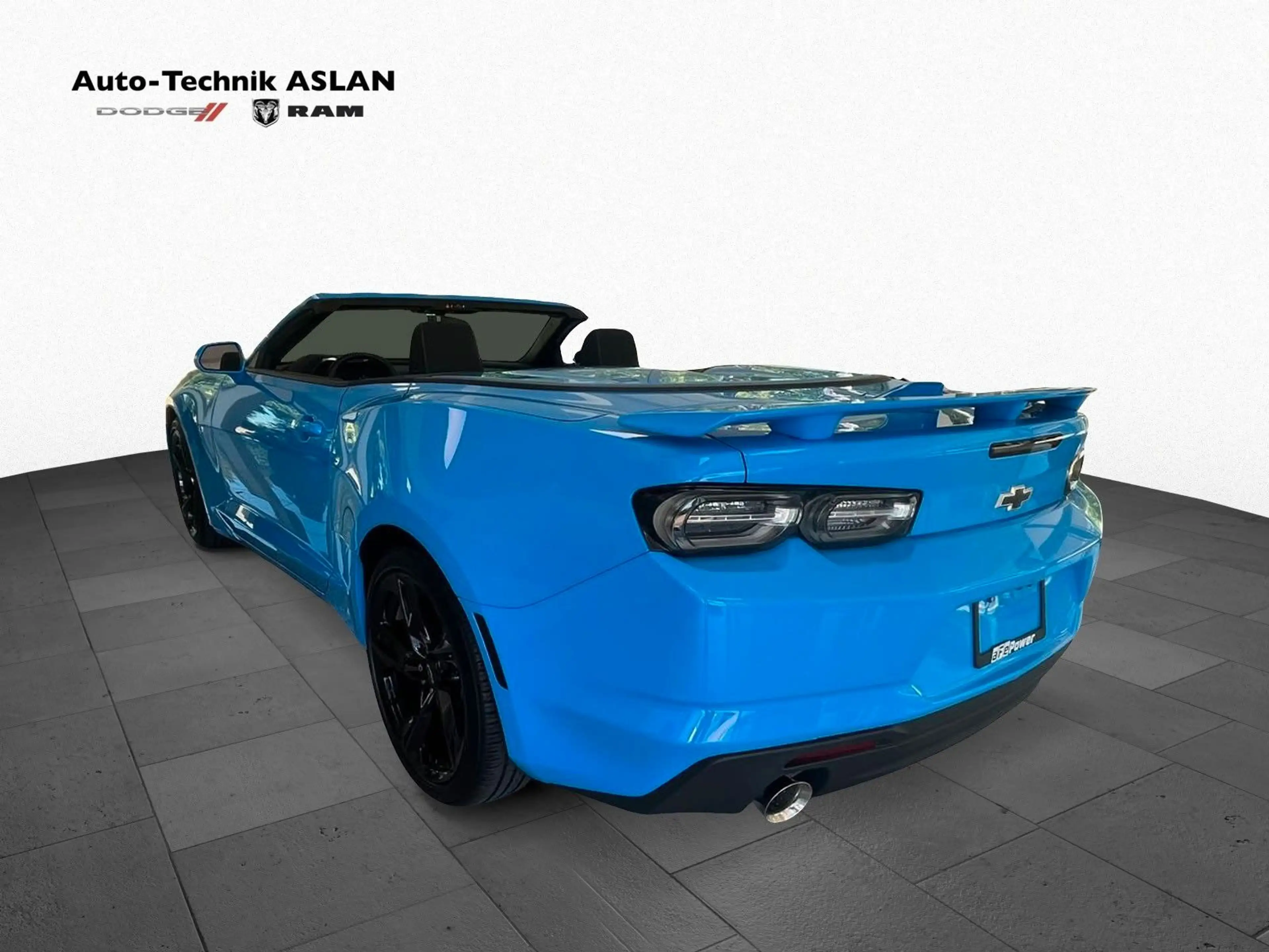 Chevrolet Camaro — photo 5