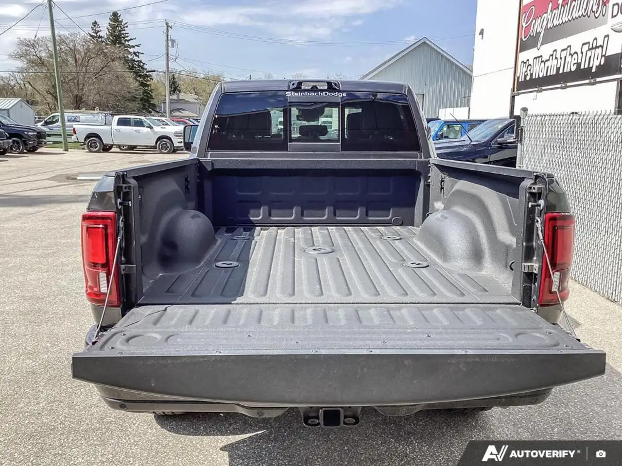 RAM 2500 снимка RAM 2500