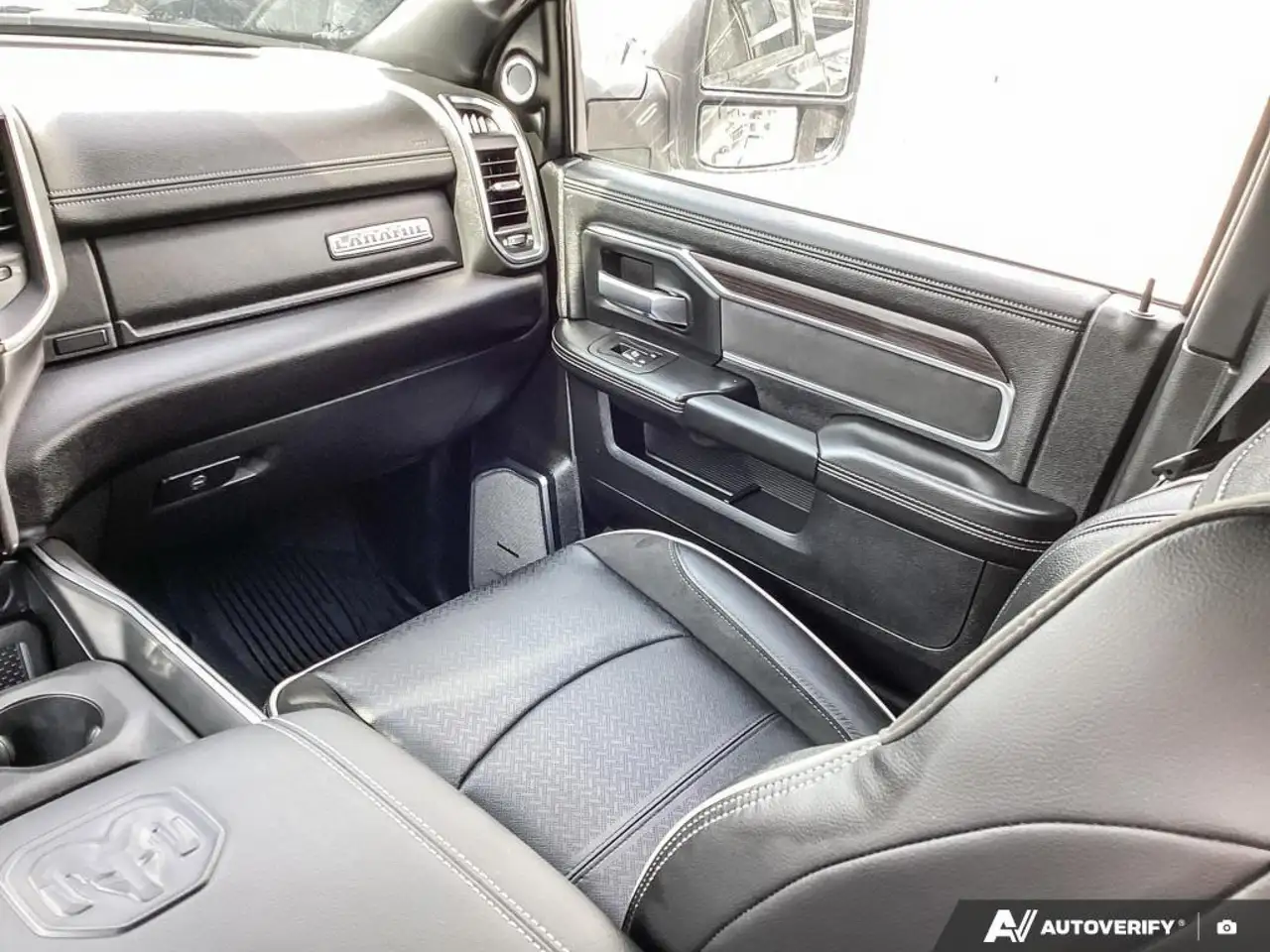 RAM 2500 снимка RAM 2500