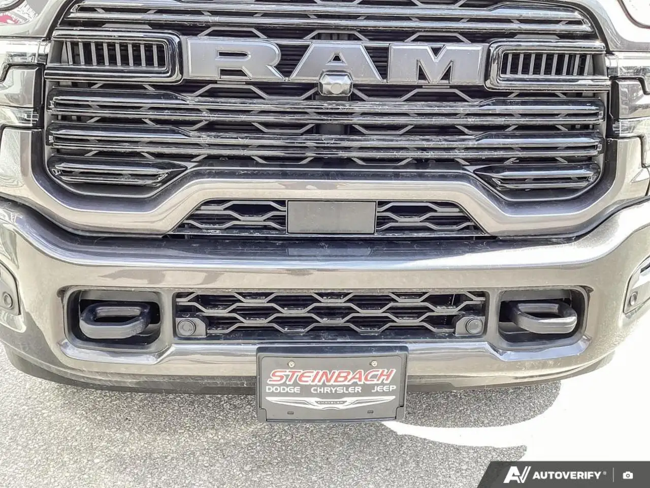 RAM 2500 снимка RAM 2500