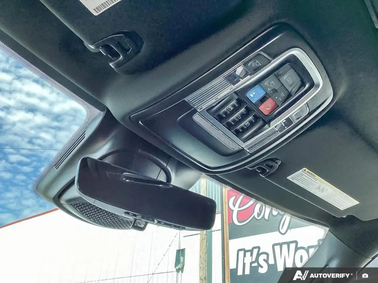 RAM 2500 снимка RAM 2500