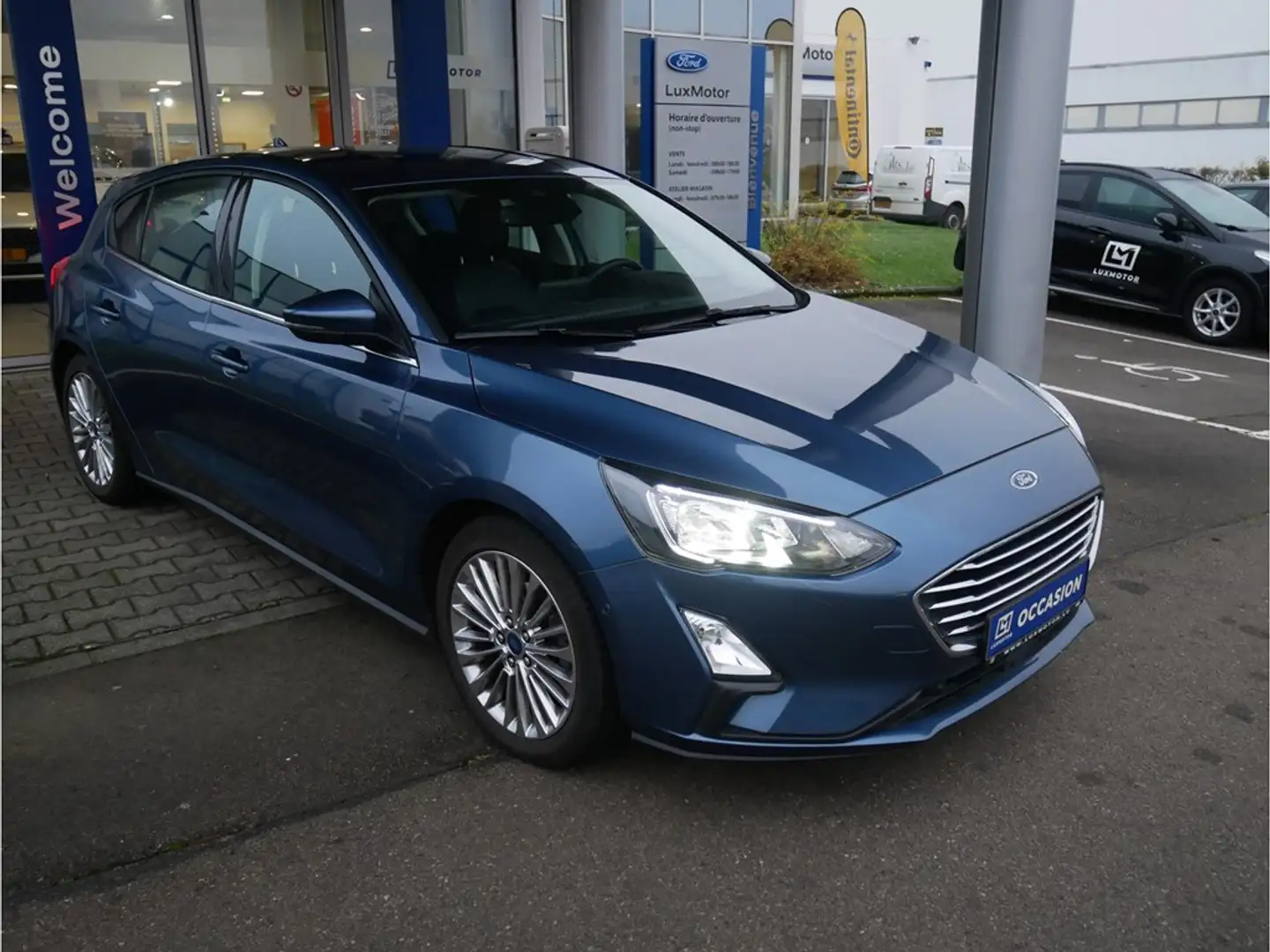 Ford Focus 1.5i EcoBoost 150cv M6 Titanium Business Gar 04/20 Azul - 1
