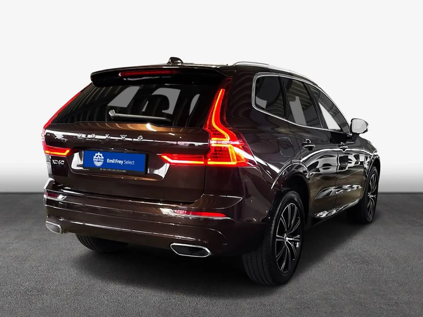 Volvo XC60 T8 Twin Engine AWD Geartronic Inscription Brown - 2