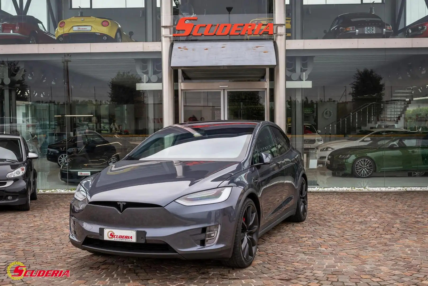 Tesla Model X Long Range AWD - Performance Grey - 1