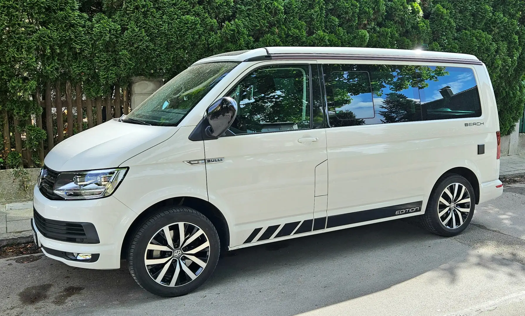 Volkswagen T6 California Beach Edition 4Motion DSG ACC Luft-SH LED Blanco - 1