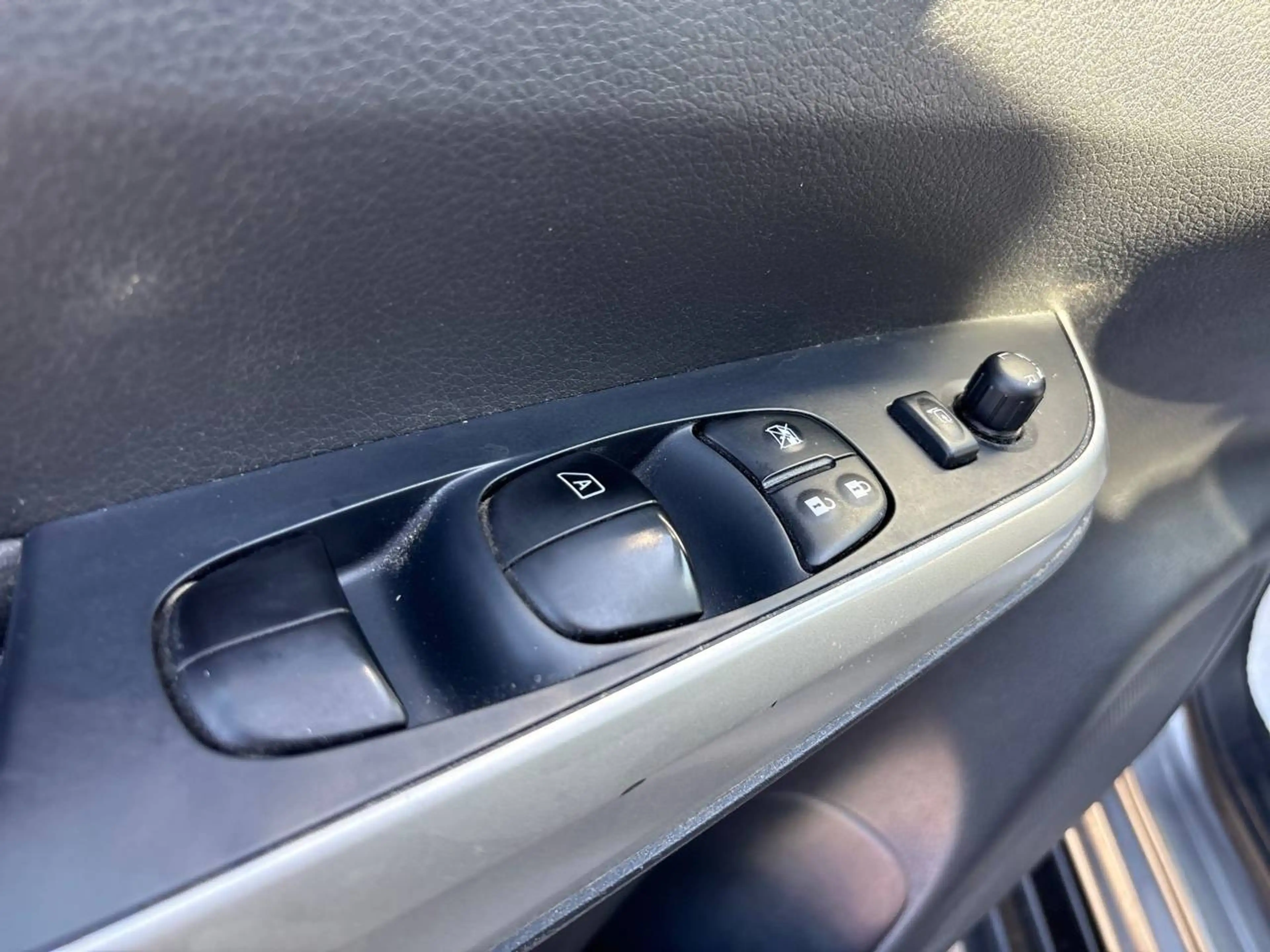 Nissan Navara 2.3 dCi 4WD — photo 5