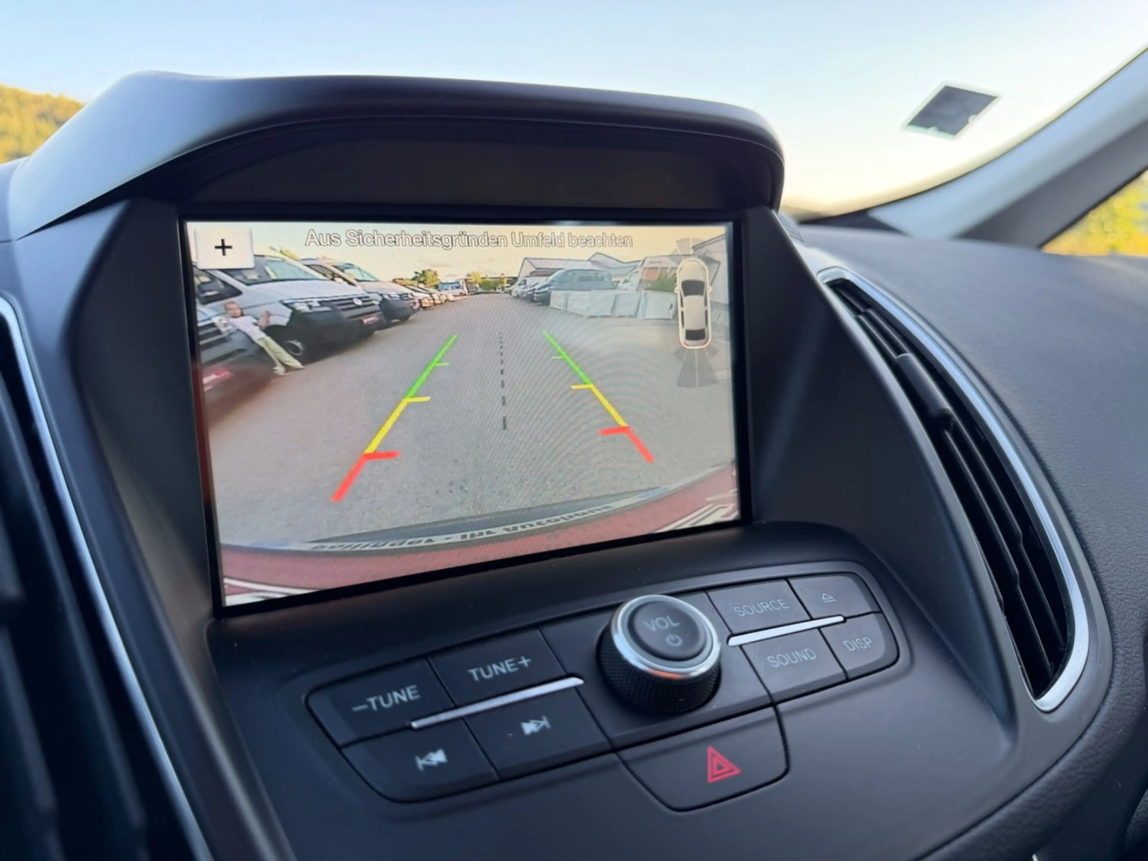 Ford C-Max C-MAX Titanium — photo 12