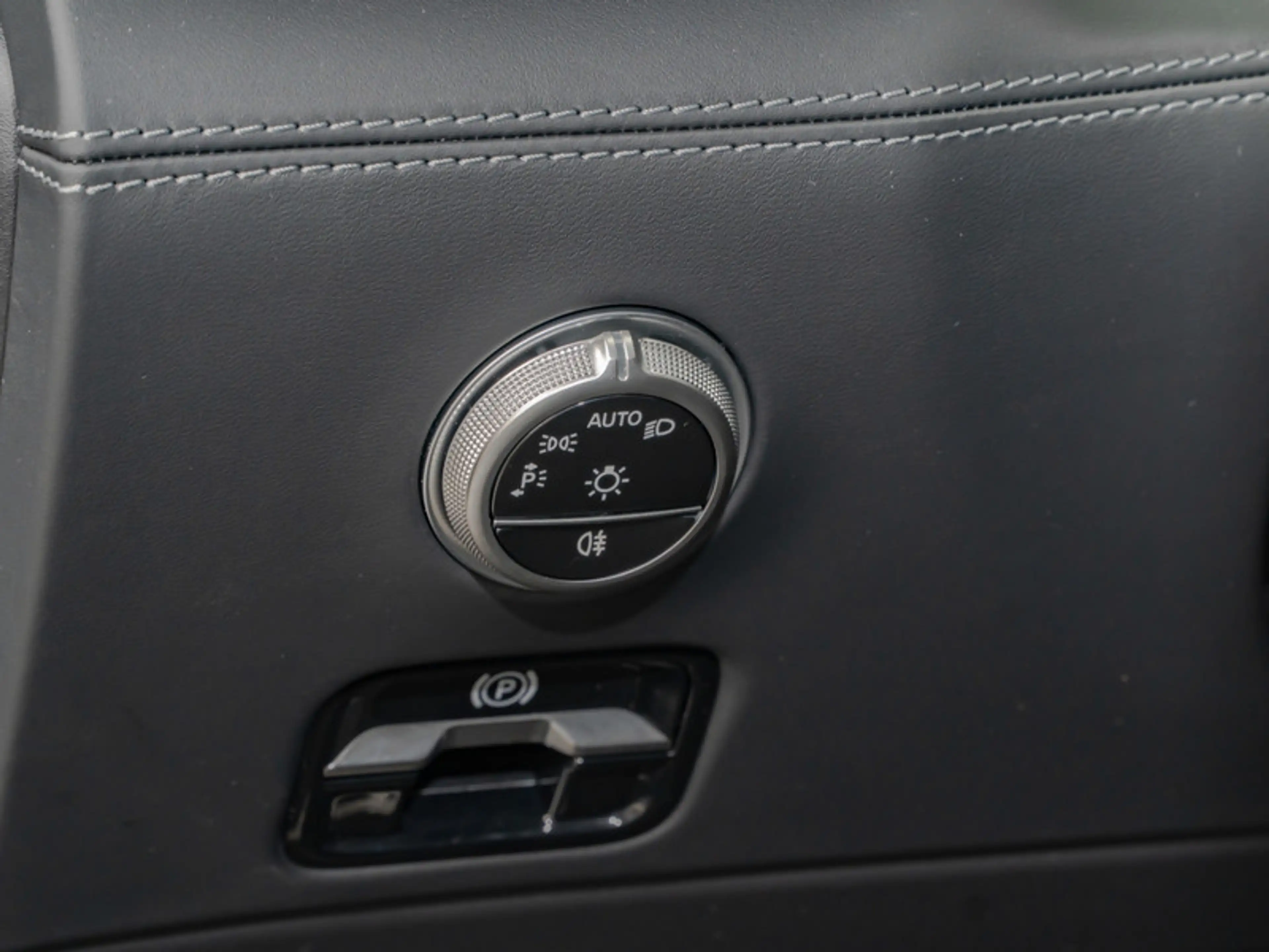 Mercedes-Benz SL 63 AMG 4M+ Perf-Sitze/Carbon/Burm/Sitzklima — photo 11