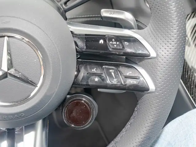 Mercedes-Benz SL 63 Amg view 13