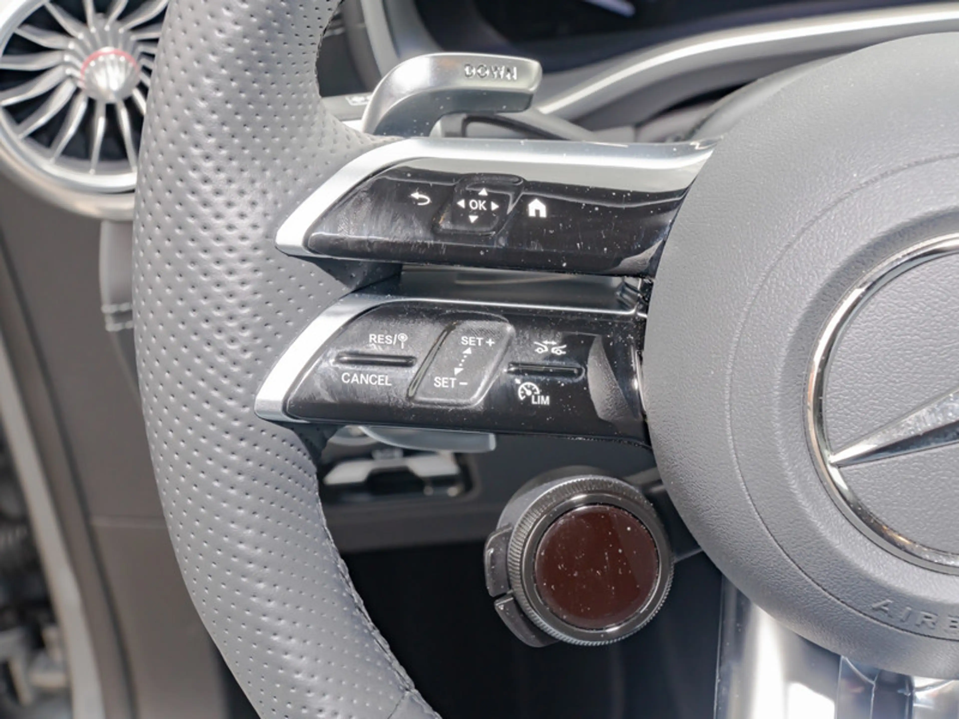 Mercedes-Benz SL 63 AMG 4M+ Perf-Sitze/Carbon/Burm/Sitzklima — photo 14