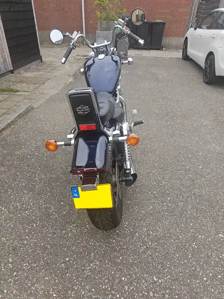 Suzuki Intruder 1400 - foto 4