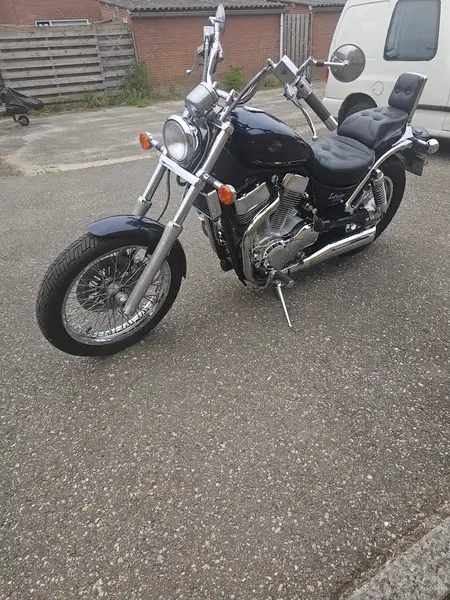 Suzuki Intruder 1400 - foto 6