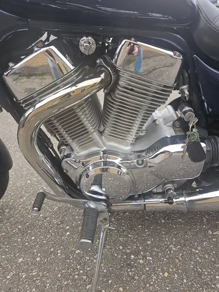 Suzuki Intruder 1400 - foto 8
