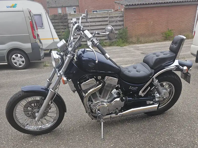 Suzuki Intruder 1400 - foto 2