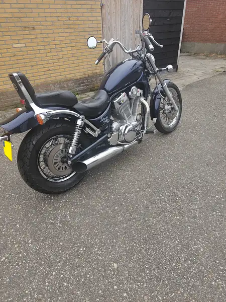Suzuki Intruder 1400 - foto 3