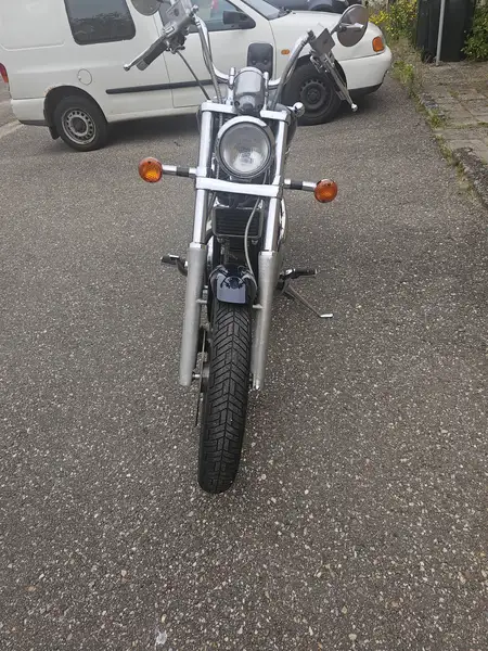 Suzuki Intruder 1400 - foto 7