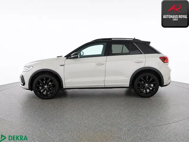 Volkswagen T-Roc view 2