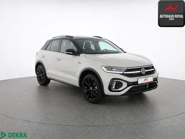 Volkswagen T-Roc view 7
