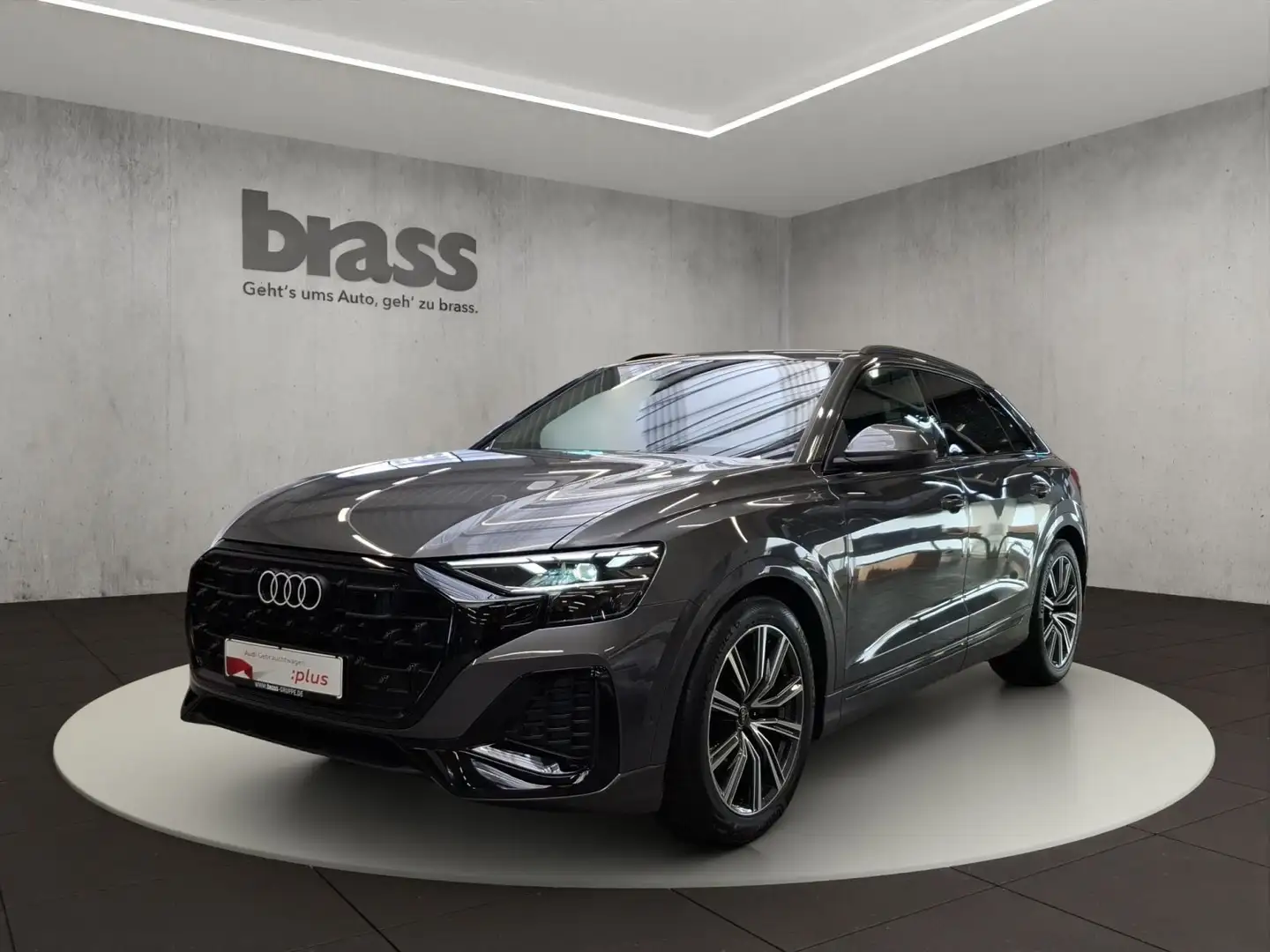 Audi Q8 SUV 45 TDI quattro 170(231) kW(PS) tiptronic Grau - 2