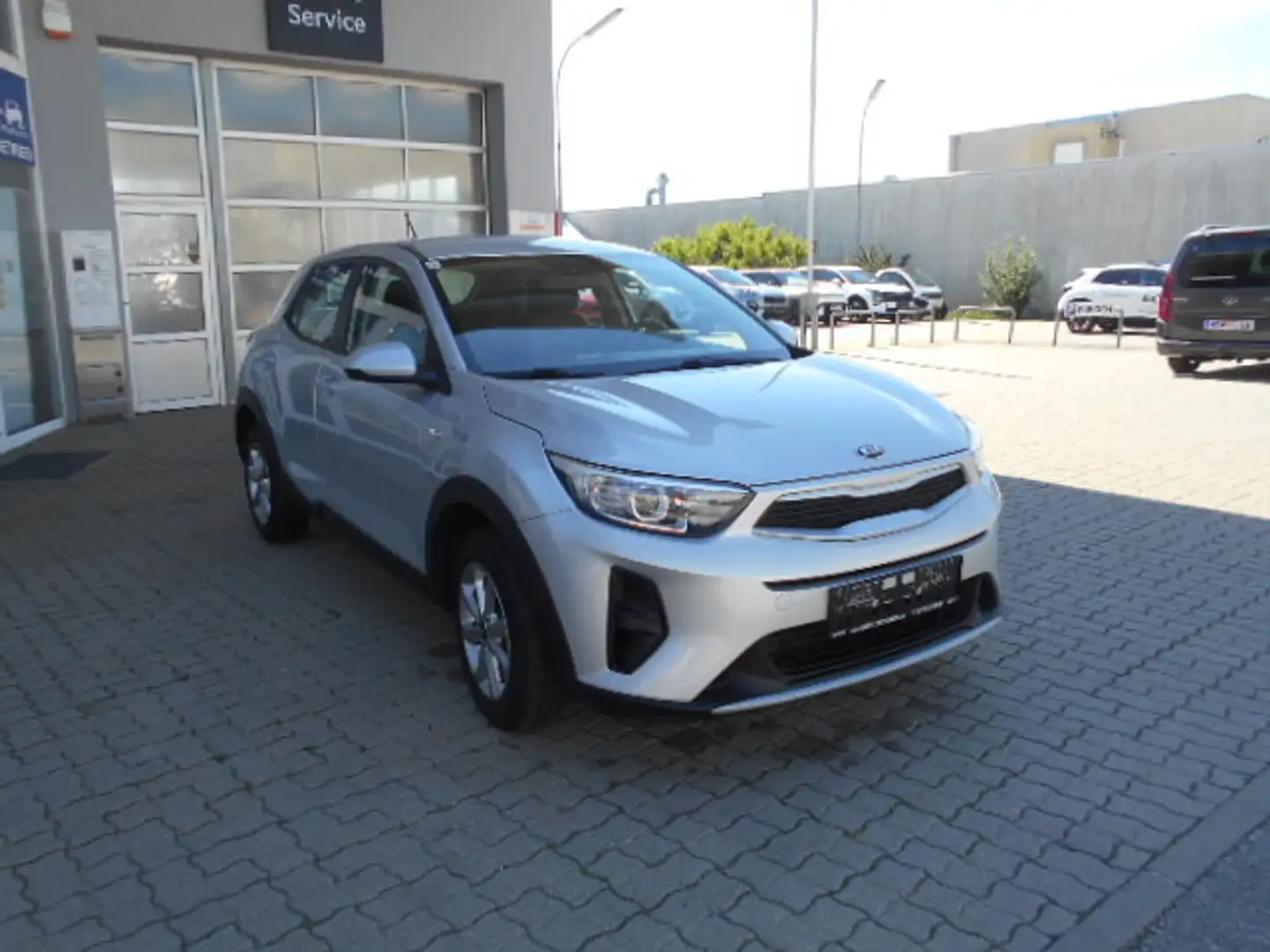 Kia Stonic 1,25 MPI ISG Titan Silber - 2