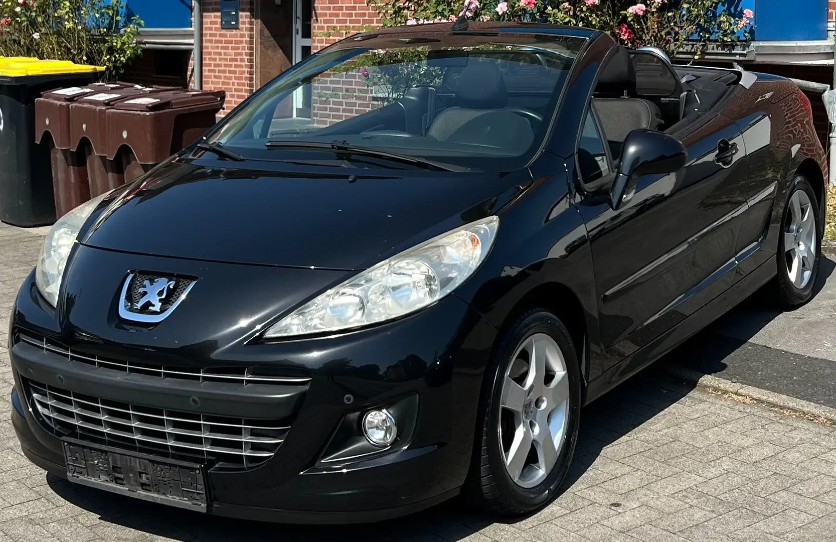 Peugeot 207 CC Premium *KLIMA-ALLWETTER-TÜV 07/2027* Negro - 1