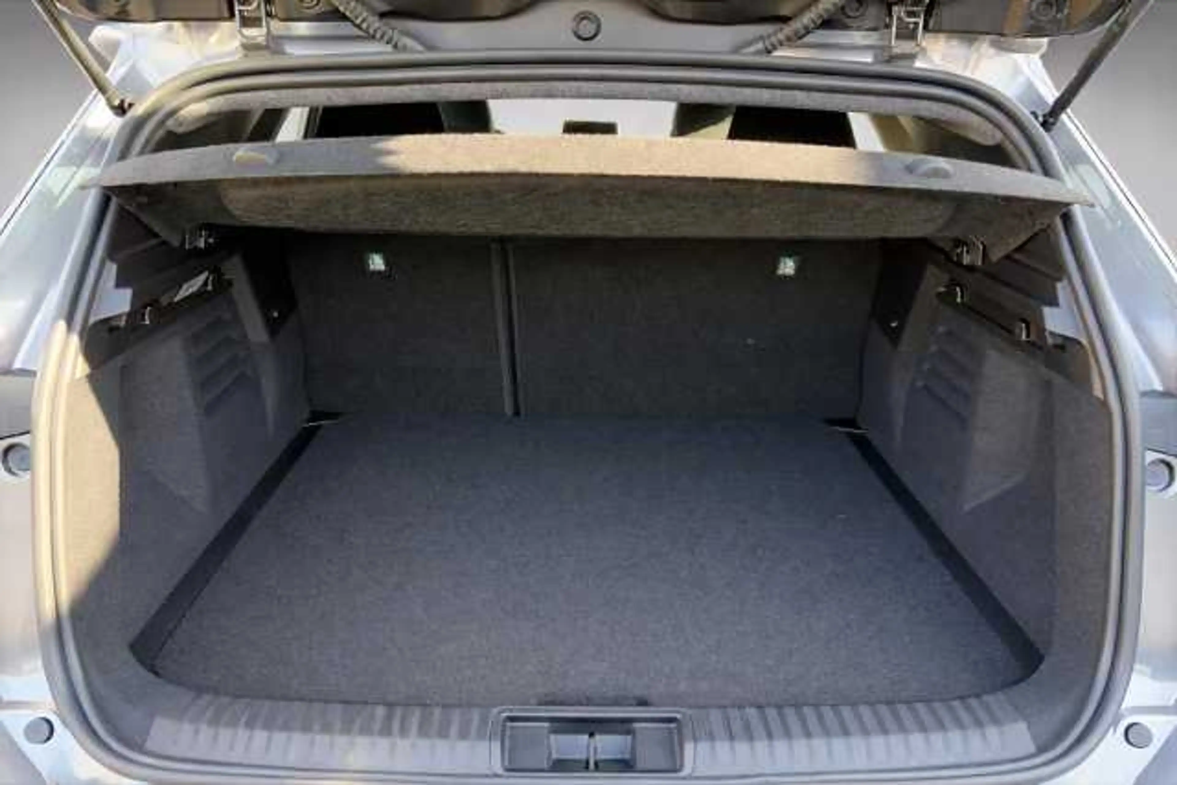 Mitsubishi Grandis Diamant PLUS 1.3 T-Benziner 7-DCT — photo 6