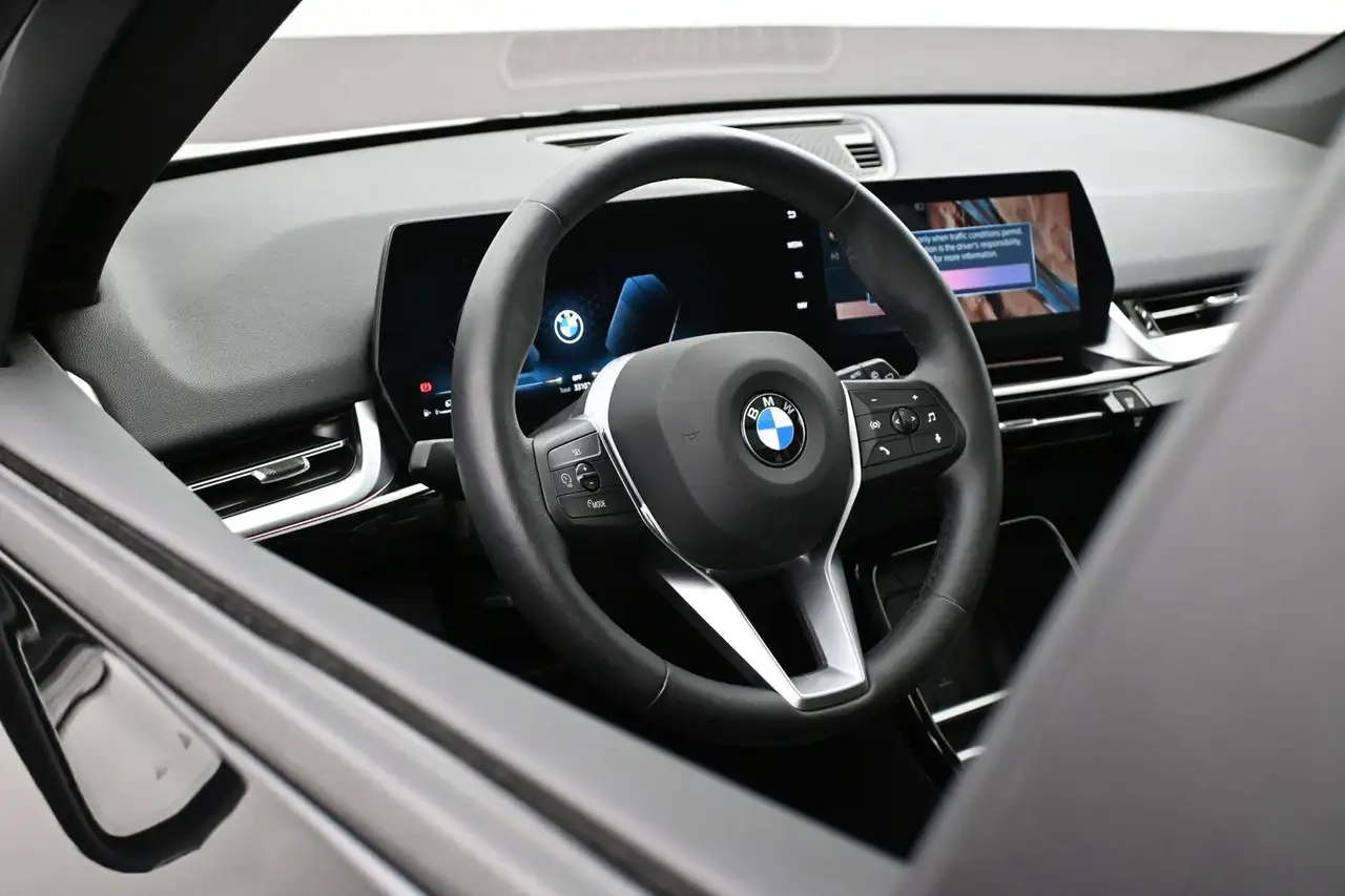 BMW X1 снимка BMW X1