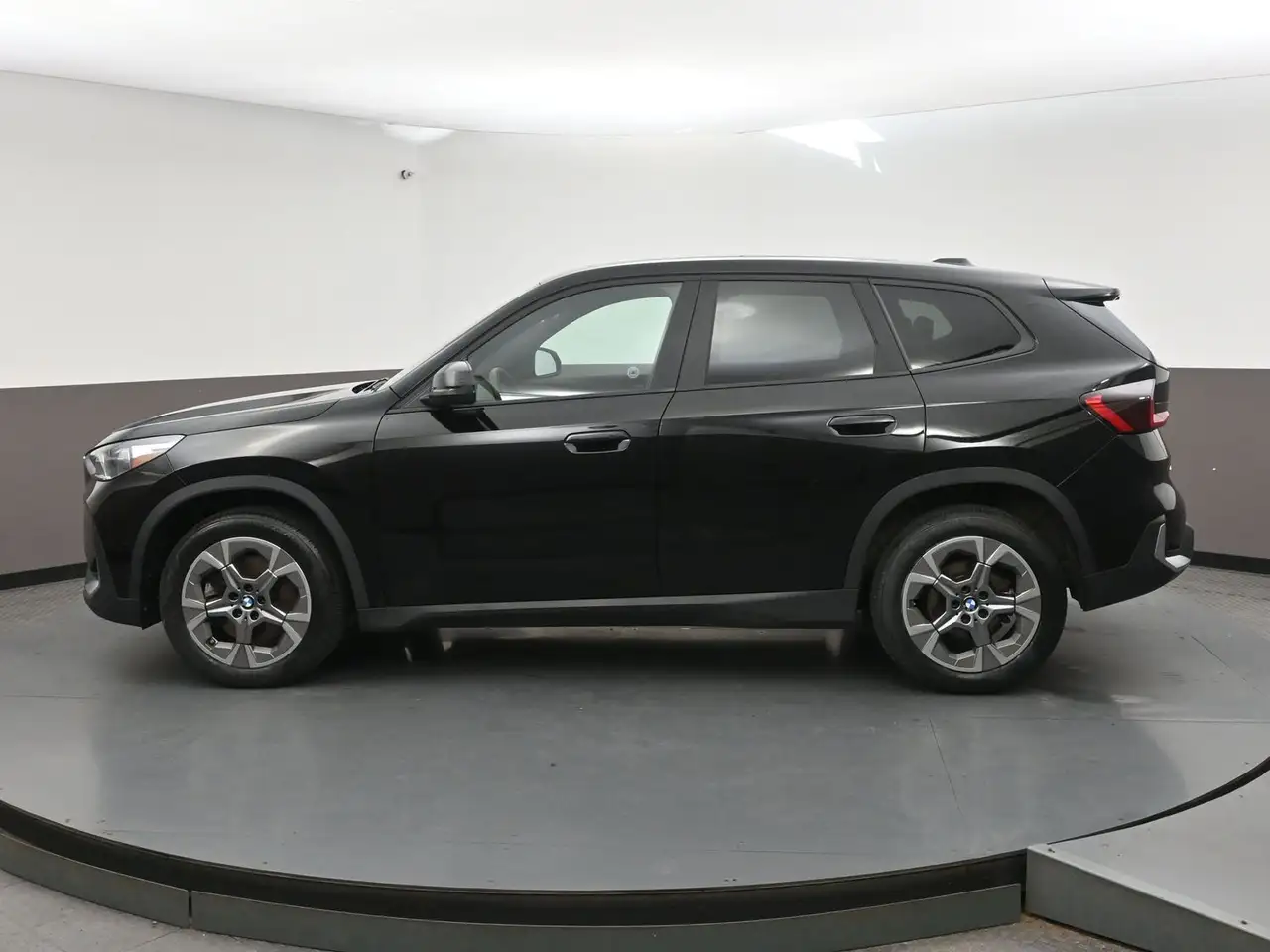 BMW X1 снимка BMW X1