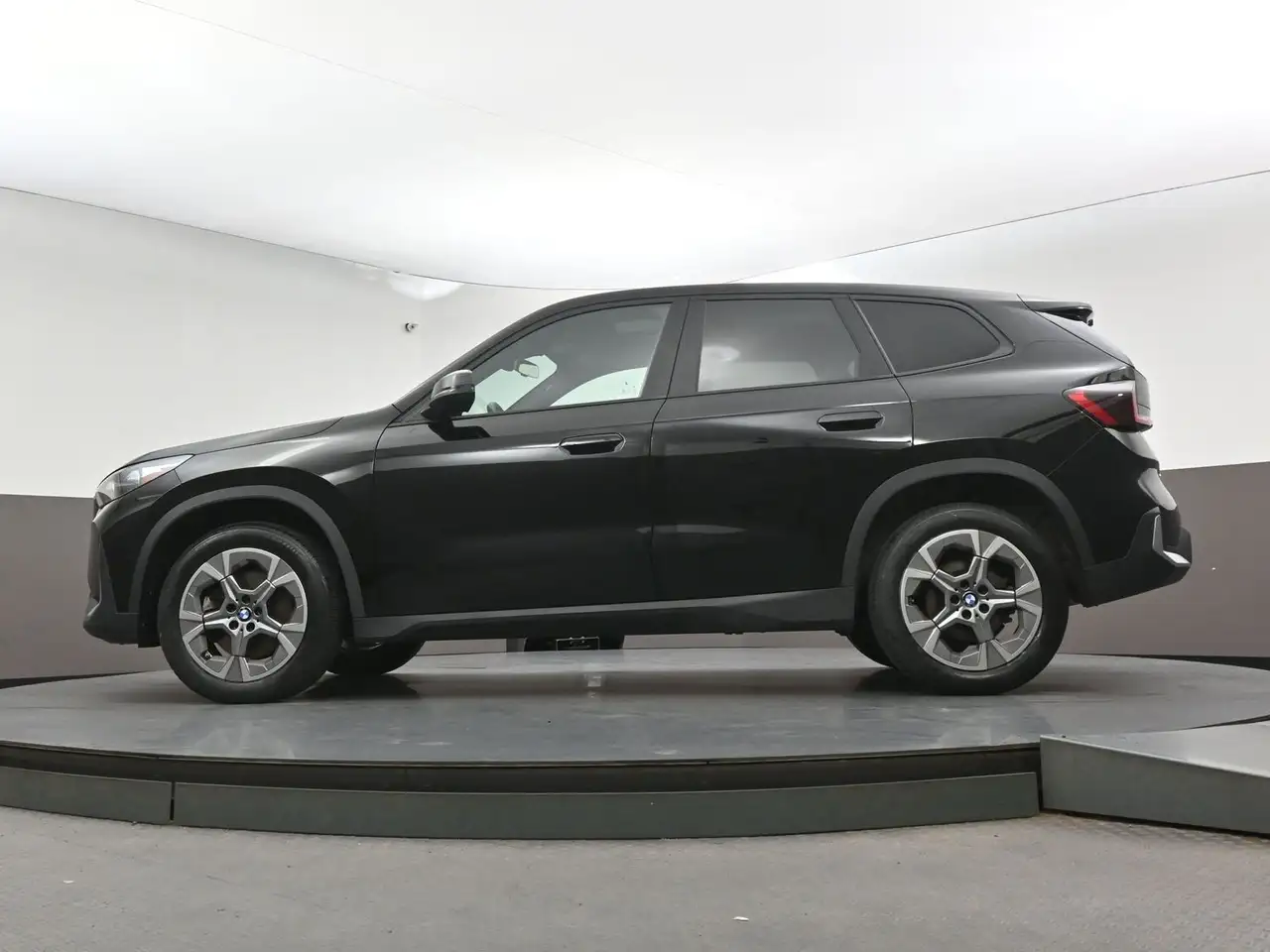 BMW X1 снимка BMW X1