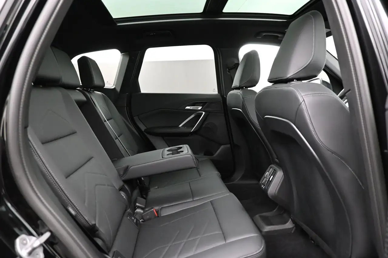 BMW X1 снимка BMW X1