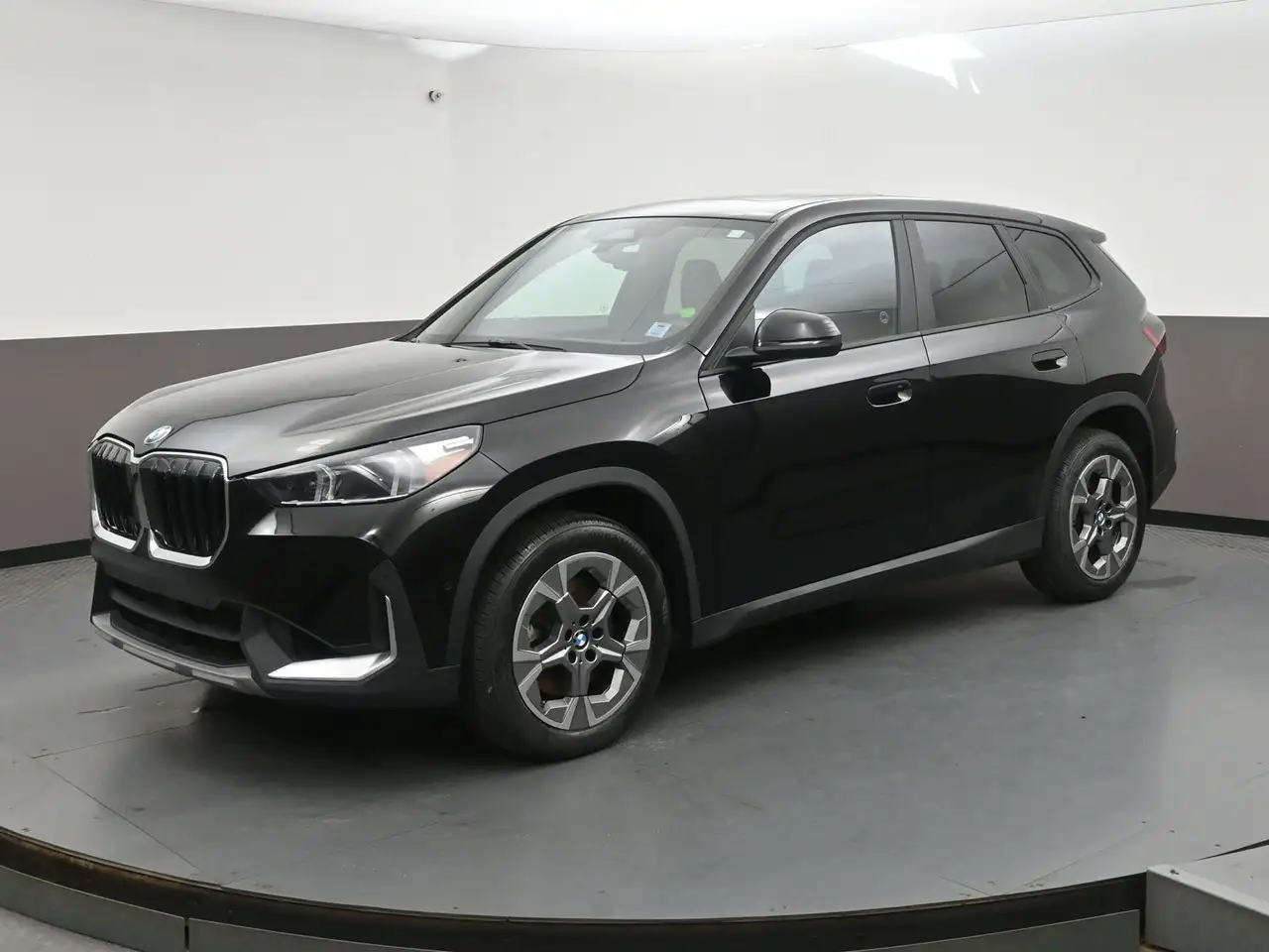 BMW X1 снимка BMW X1