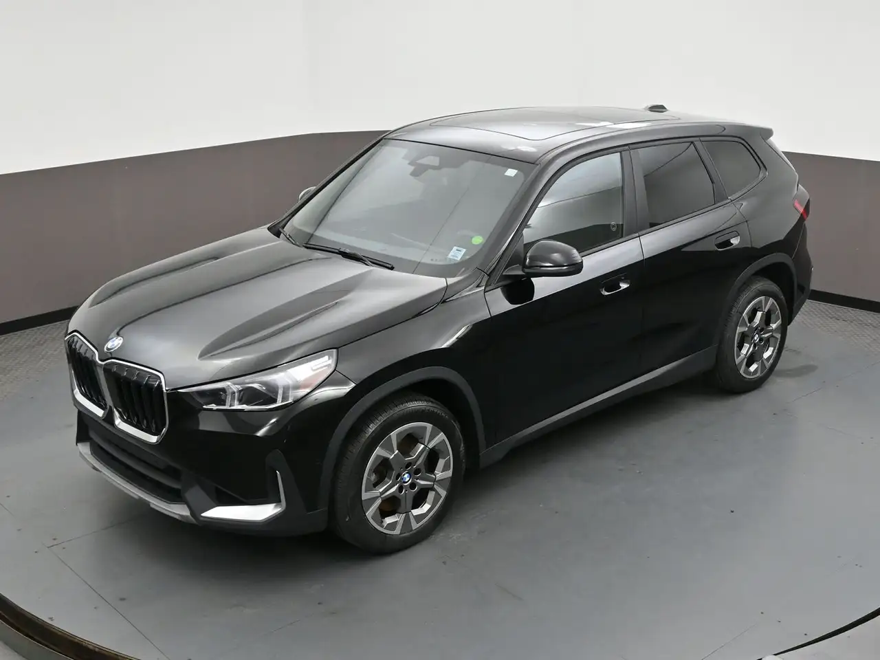 BMW X1 снимка BMW X1