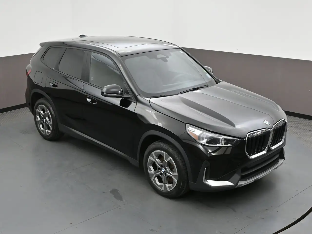 BMW X1 снимка BMW X1