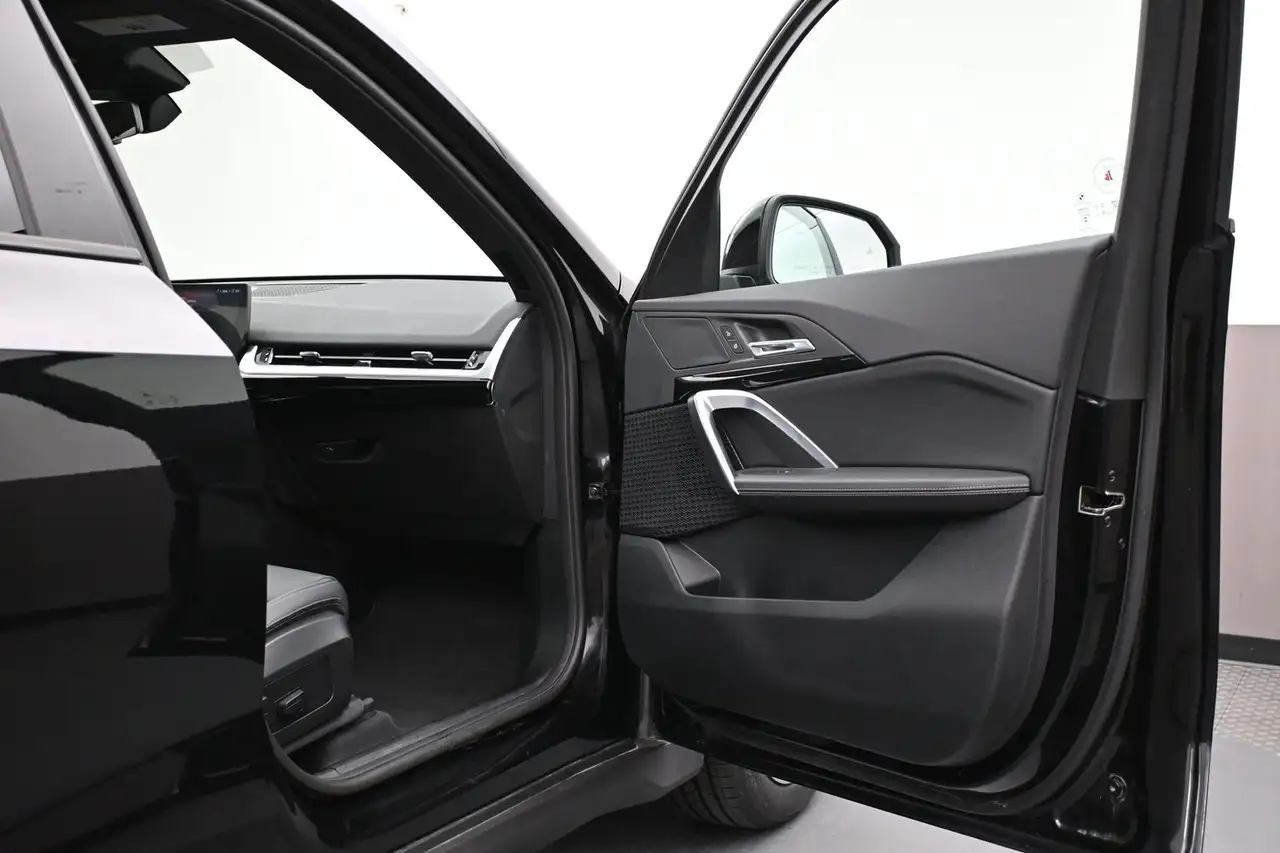 BMW X1 снимка BMW X1