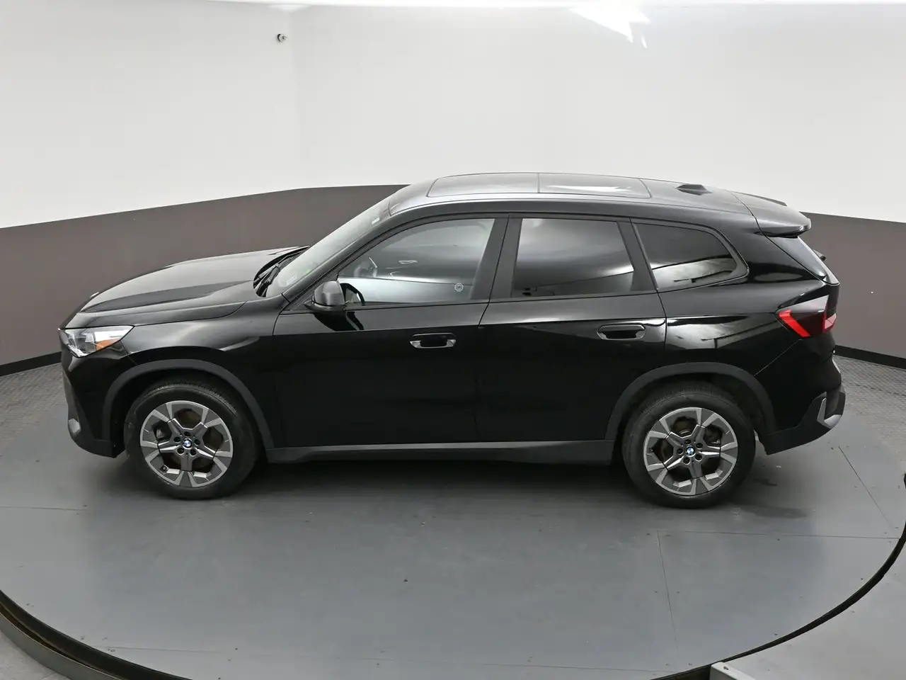 BMW X1 снимка BMW X1