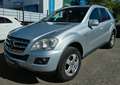 Mercedes-Benz ML 300 CDI BlueEfficiency Silber - thumbnail 3